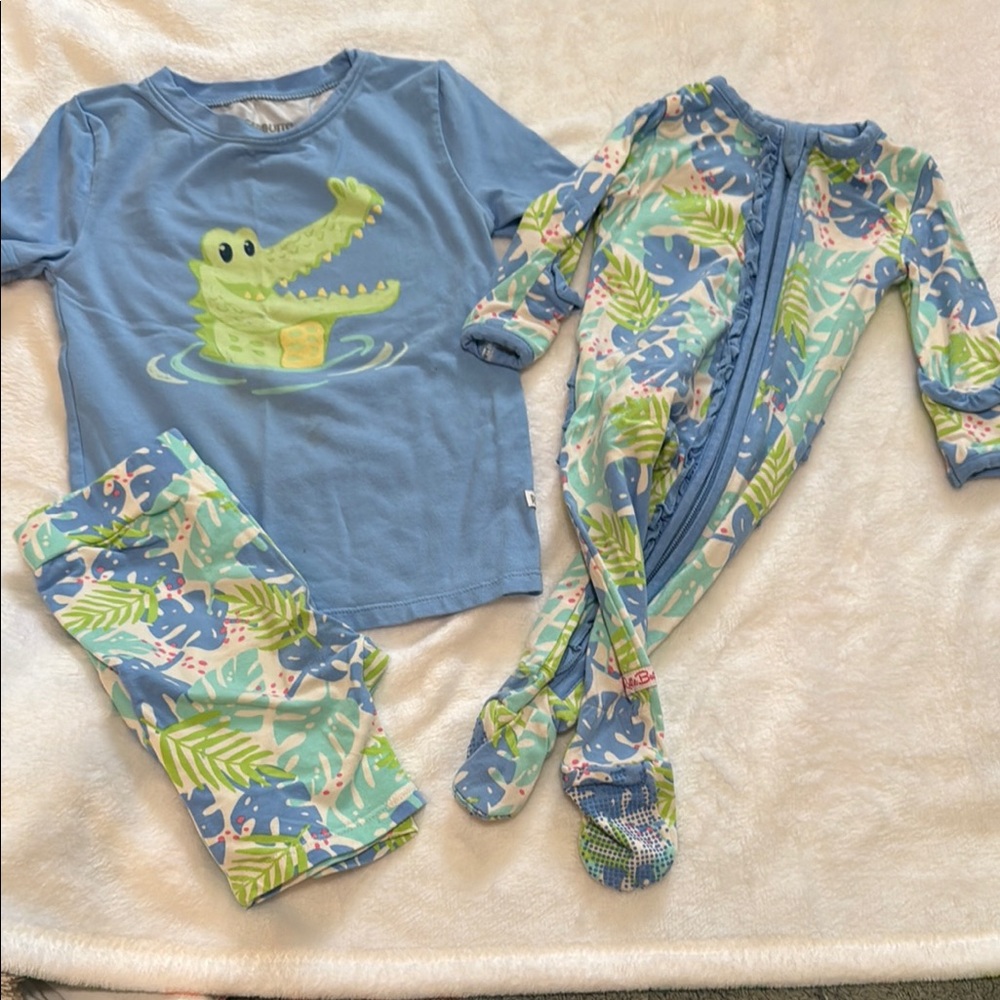 Rufflebutts matching 4T & 0-3 set